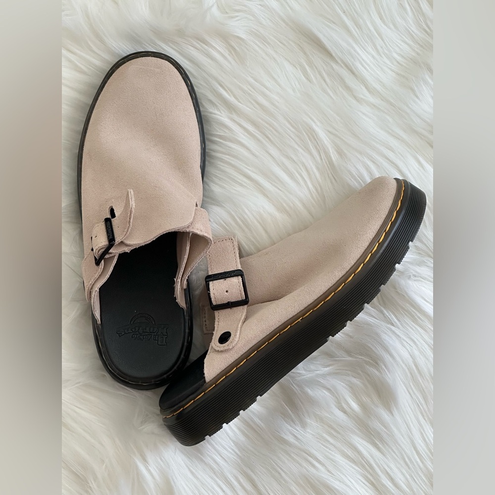NWOT Dr. Martens Women's Carlson Slingback Mule